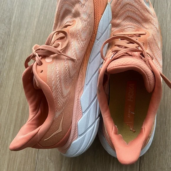 Hoka One One Arahi 6 Womens Size 8B Orange Walking Shoes - Picture 4 of 10